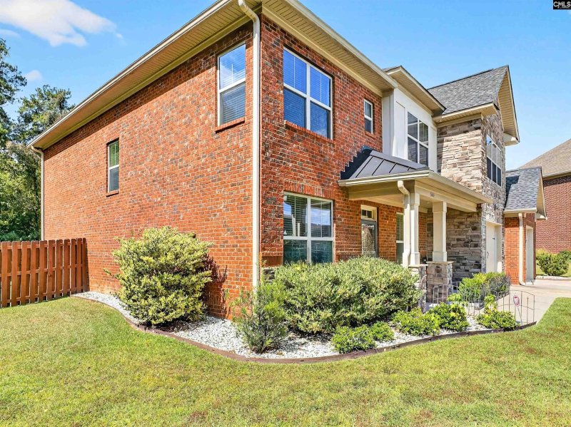 Property image 3 of 660 Stoneywater Court in Forest Creek, Elgin, SC 29045