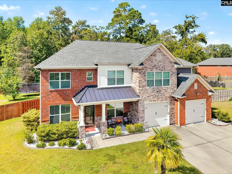 Property image 5 of 660 Stoneywater Court in Forest Creek, Elgin, SC 29045