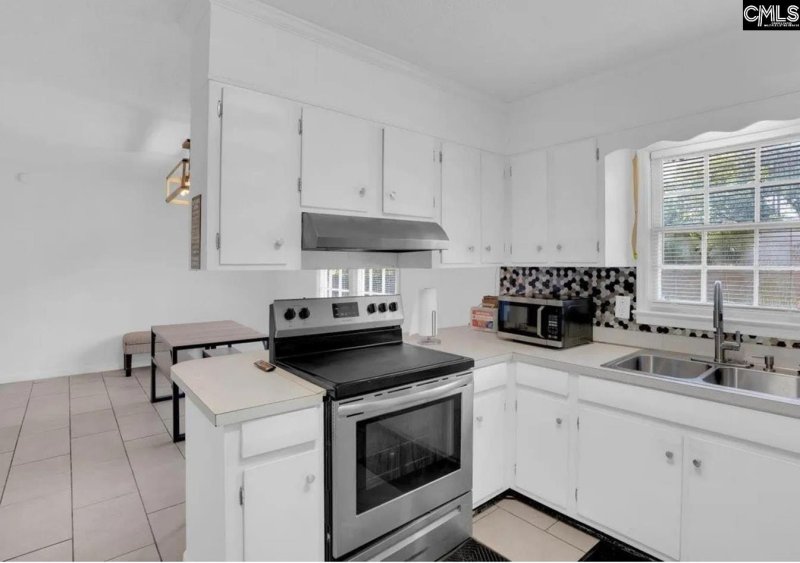 Property image 3 of 3910 Highland Park Drive in Highland Park, Columbia, SC 29210