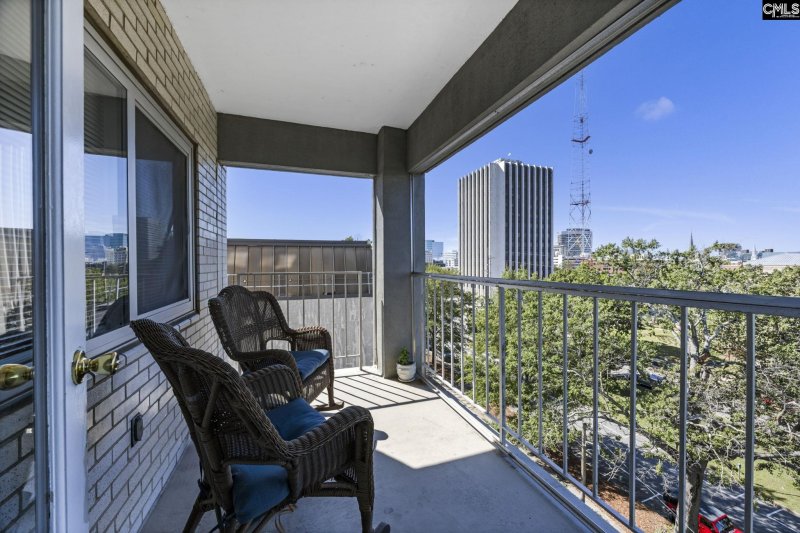 Property image 4 of 1520 Senate Street 71 in Senate Plaza, Columbia, SC 29201