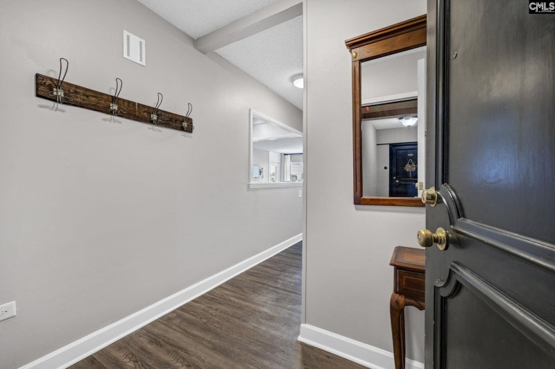 Property image 5 of 1520 Senate Street 71 in Senate Plaza, Columbia, SC 29201