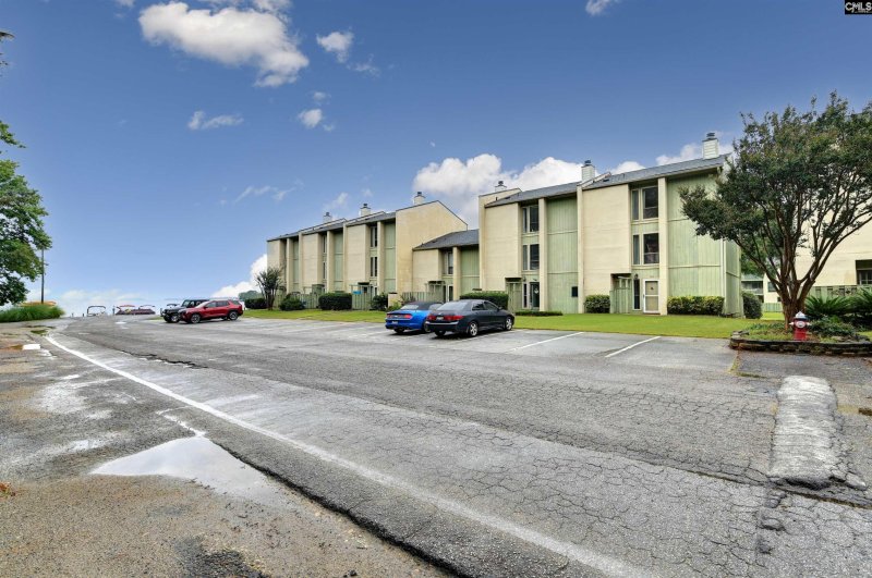 Property image 2 of 806 Village Lane in The Village At Lake Murray, Columbia, SC 29212