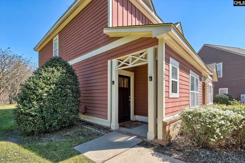 Property image 2 of 1929 Bluff Road 66 in The Retreat, Columbia, SC 29201