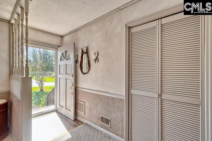 Property image 3 of 108 Shady Oak Drive in Grayland Forest, Lexington, SC 29073