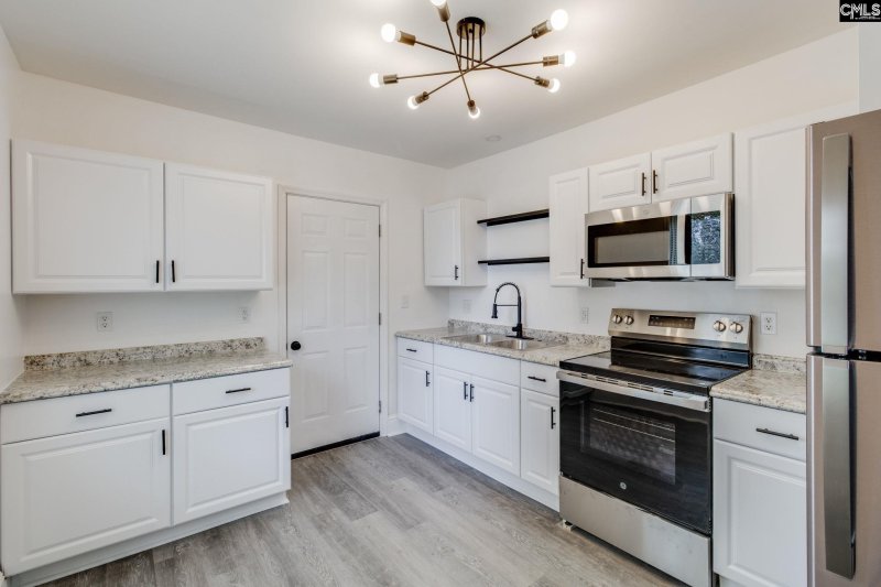 Property image 2 of 1817 English Avenue in Andrew Park, Columbia, SC 29204