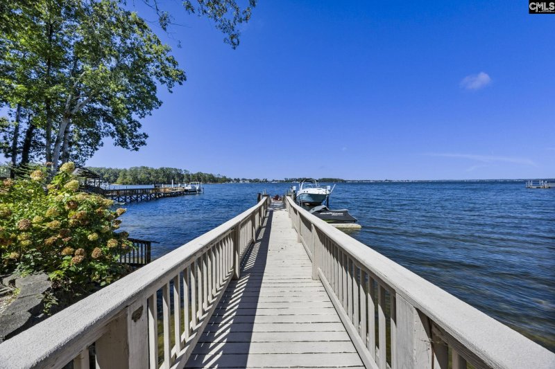 131 West Circle Drive