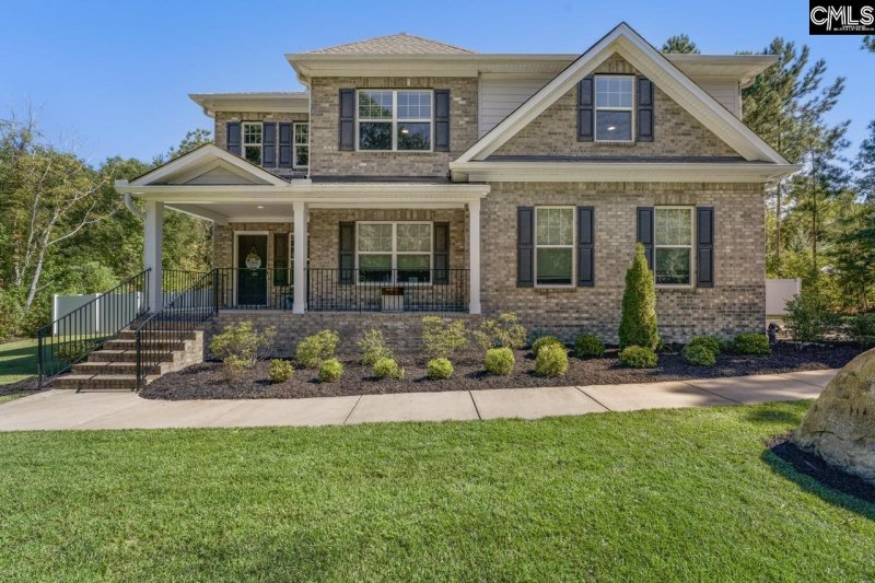 Hearthstone, Lexington Community