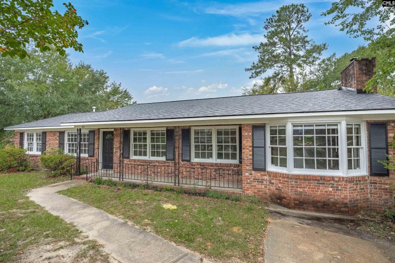 Property image 2 of 417 Redwood Court in Newcastle, Columbia, SC 29223