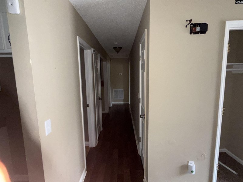 Property image 5 of 709 Meadowlake Drive in Meadowlake, Columbia, SC 29203