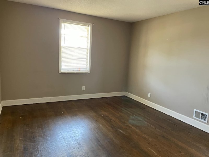 Property image 3 of 2135 Barhamville Road in Washington Heights, Columbia, SC 29204