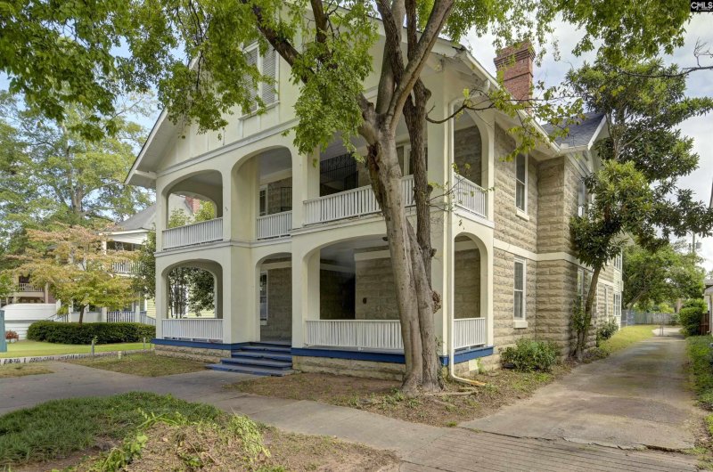 Property image 4 of 2210 Lincoln Street in Elmwood, Columbia, SC 29201-2010