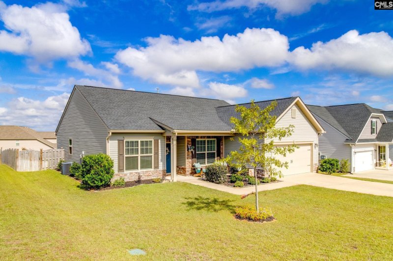 Property image 3 of 1429 Coral Berry Drive in Ridge At Longview, Lexington, SC 29072