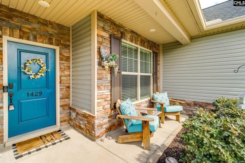 Property image 4 of 1429 Coral Berry Drive in Ridge At Longview, Lexington, SC 29072