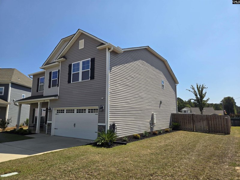 Property image 3 of 559 Mitscher in Cypress Glen, Chapin, SC 29036