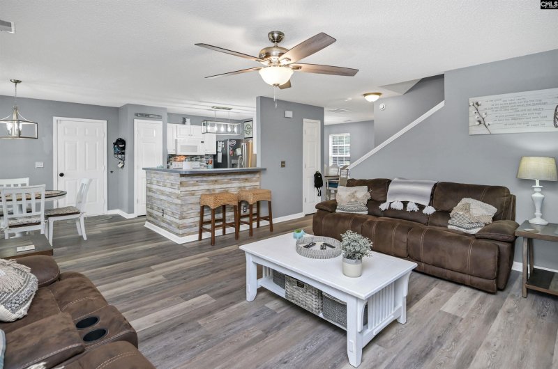 Property image 5 of 130 Hawks Nest Court in Chestnut Hill Plantation, Columbia, SC 29212