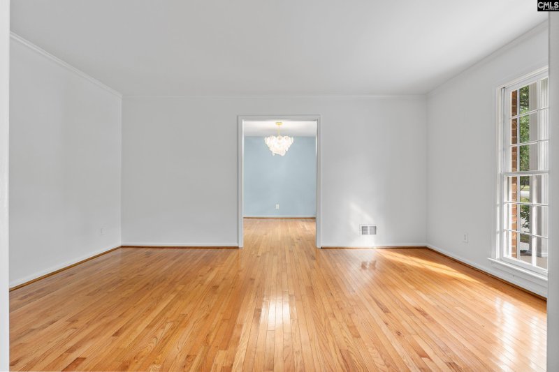 Property image 3 of 154 N Beaver Dam Road in Quail Valley, Columbia, SC 29212