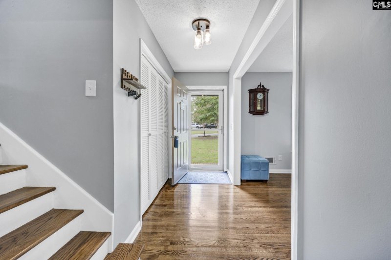 Property image 4 of 299 Westlawn Road in Woodland Hills, Columbia, SC 29210