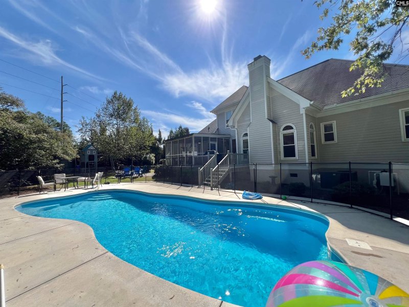 Property image 2 of 118 Woodsview Lane in Wildewood, Columbia, SC 29223