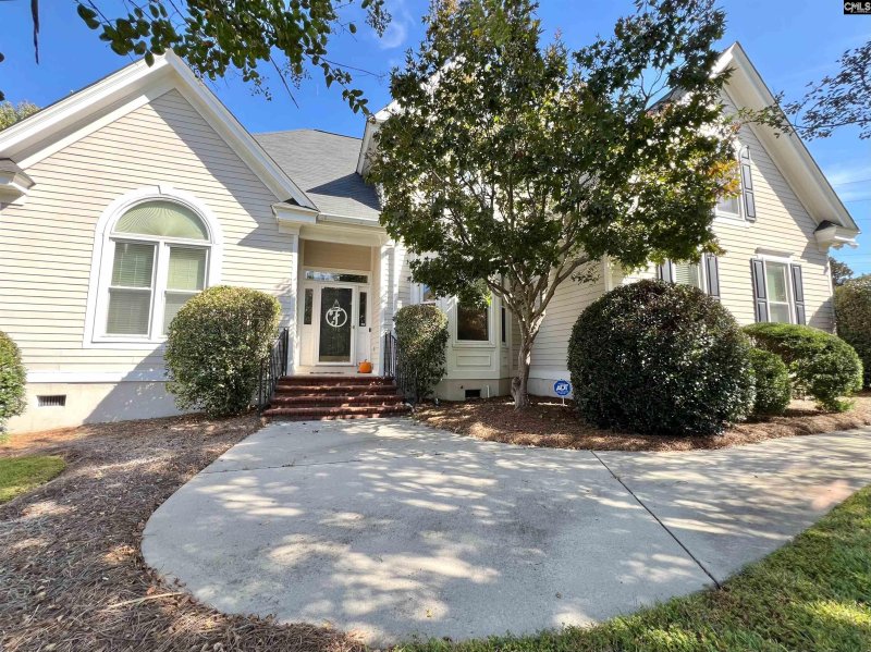 Property image 3 of 118 Woodsview Lane in Wildewood, Columbia, SC 29223