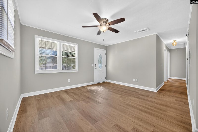 Property image 5 of 2326 Baxter St Baxter Street in Broad Acres, Cayce, SC 29033