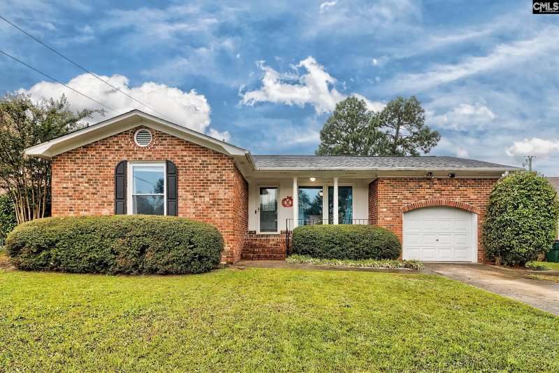 Property image 3 of 103 Parkwood Drive in Parkwood, West Columbia, SC 29170