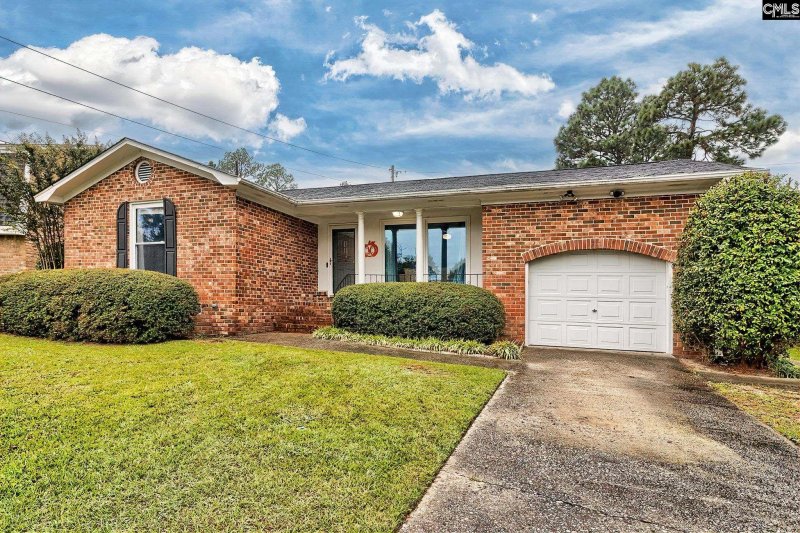 Property image 4 of 103 Parkwood Drive in Parkwood, West Columbia, SC 29170