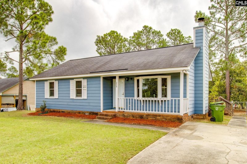 Property image 2 of 224 Castlewood Lane in Briarcliffe Estates, Elgin, SC 29045