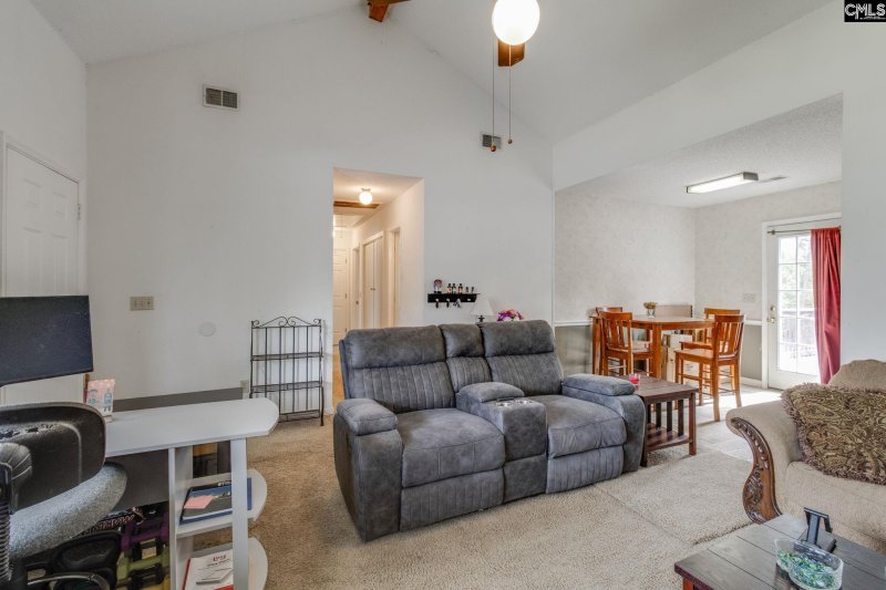 Property image 4 of 224 Castlewood Lane in Briarcliffe Estates, Elgin, SC 29045