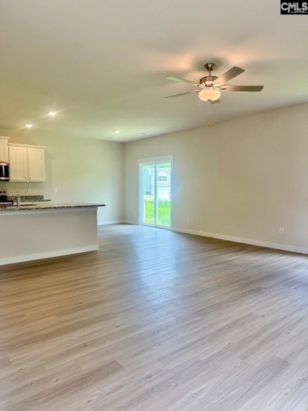 Property image 3 of 1669 Hidden Garden Lane in Finlay Farms, Gilbert, SC 29054