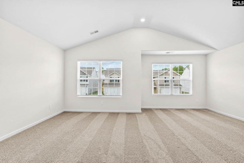 Property image 5 of 1669 Hidden Garden Lane in Finlay Farms, Gilbert, SC 29054