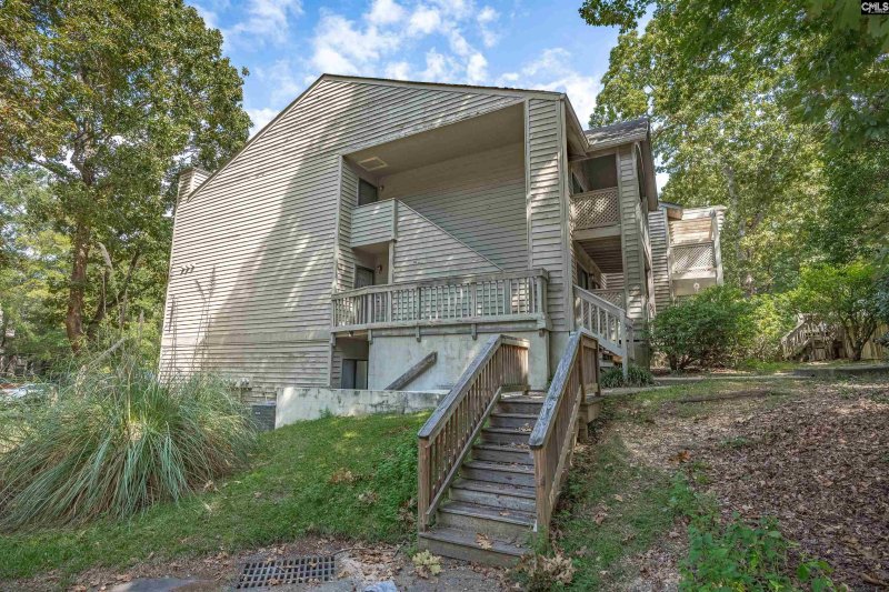 Property image 2 of 6001 Village Creek Drive in Village Creek, Columbia, SC 29210