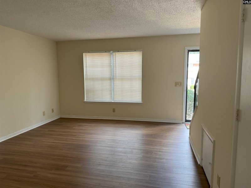 Property image 3 of 1720 Grays Inn Road in Carnaby Square, Columbia, SC 29210