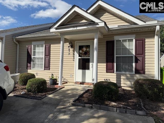 345 Elders Pond Circle