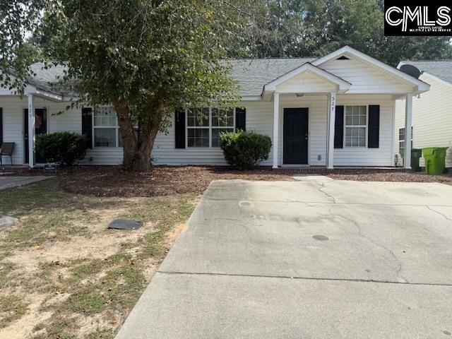 Property image 2 of 527 Providence Crossing Drive in Courtyard At Providence Plant, Columbia, SC 29203