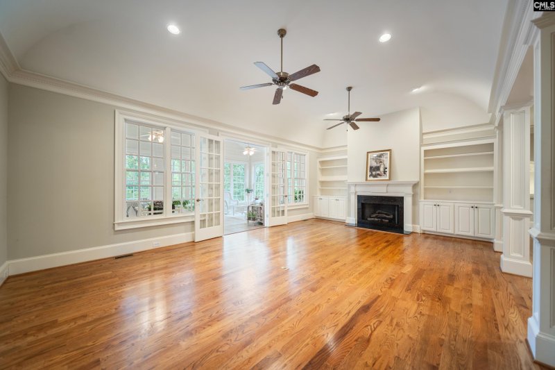 Property image 3 of 143 Holly Leaf Lane in Kenwood, Lexington, SC 29072