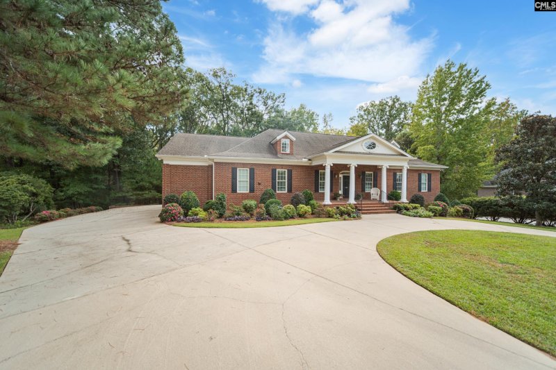 Property image 5 of 143 Holly Leaf Lane in Kenwood, Lexington, SC 29072