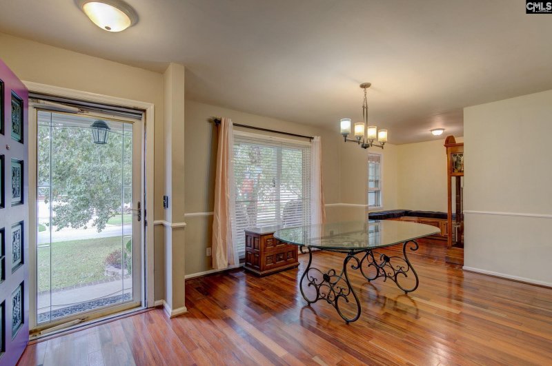 Property image 5 of 311 Duchess Trail in Grayland Forest, Lexington, SC 29073