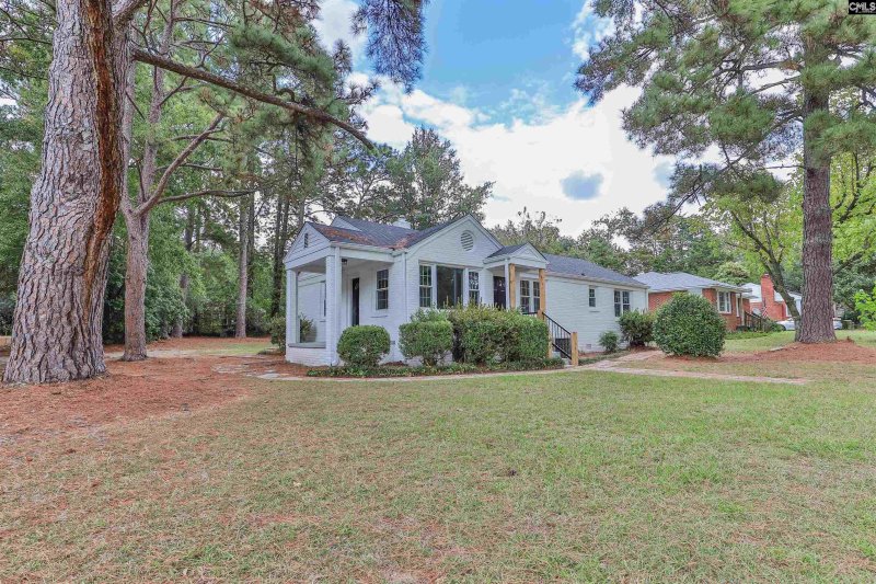Property image 4 of 1740 Sunnyside Drive in Broad Acres, Cayce, SC 29033