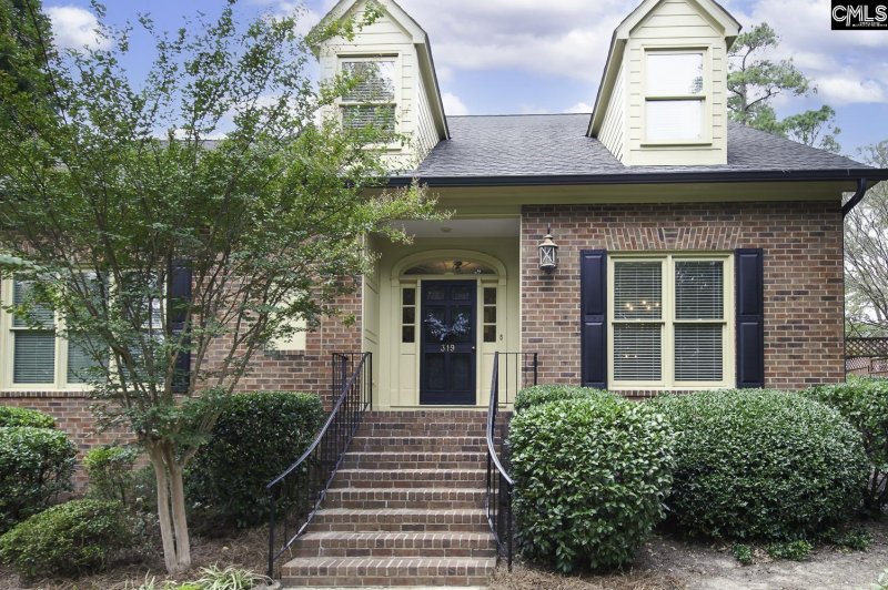 Property image 2 of 319 Springwood Road in Forest Lake, Columbia, SC 29206