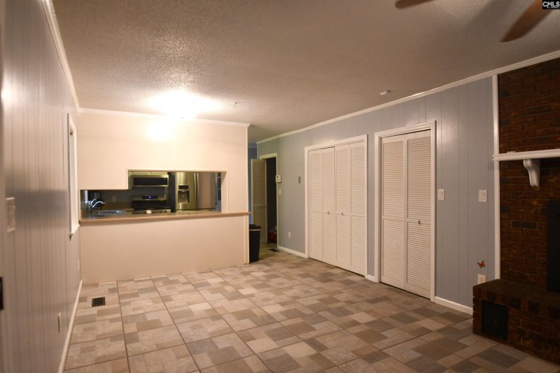 Property image 5 of 1046 Tanglewood Court in Forest Ridge, Newberry, SC 29108