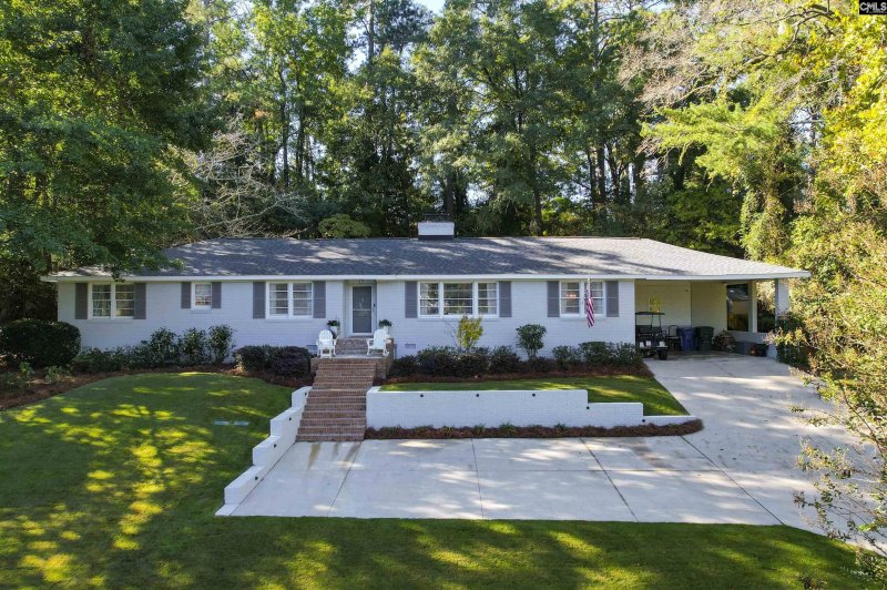 Property image 2 of 4526 Bellefield Lane in Lake Katherine, Columbia, SC 29206