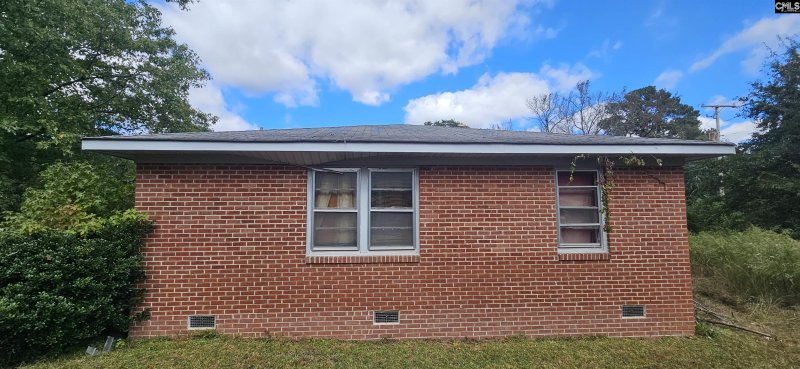 Property image 3 of 1514 Dahlia Road in Rosewood, Columbia, SC 29205