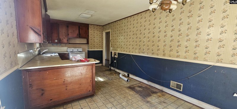 Property image 5 of 1514 Dahlia Road in Rosewood, Columbia, SC 29205