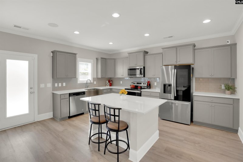 Property image 3 of 533 Mitscher Way in Cypress Glen, Chapin, SC 29036