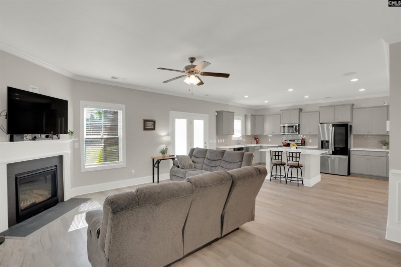 Property image 4 of 533 Mitscher Way in Cypress Glen, Chapin, SC 29036