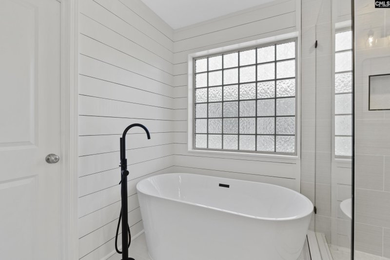 Property image 2 of 947 Stradley Lane in Westcott Ridge, Chapin, SC 29036