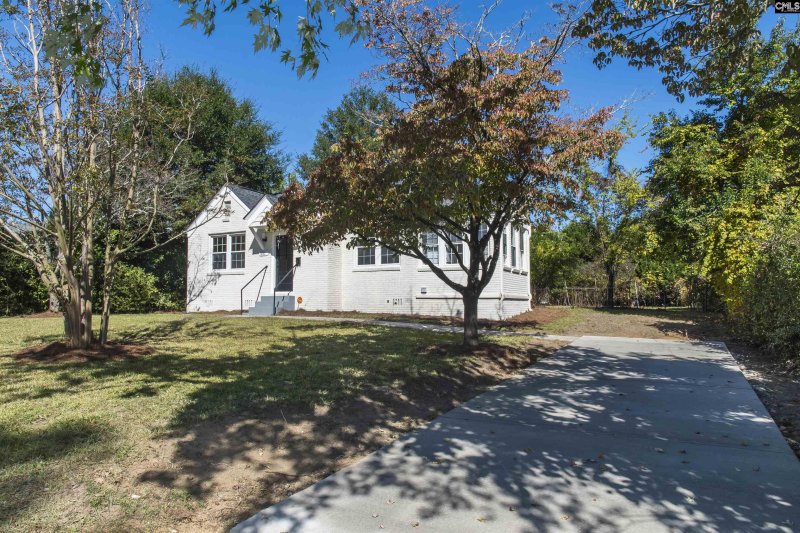Property image 2 of 3727 Moss Avenue in Rosewood, Columbia, SC 29205