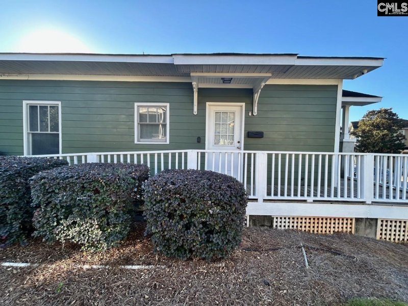 Property image 4 of 128 Taylors Hill Drive in Arsenal Hill, Columbia, SC 29201