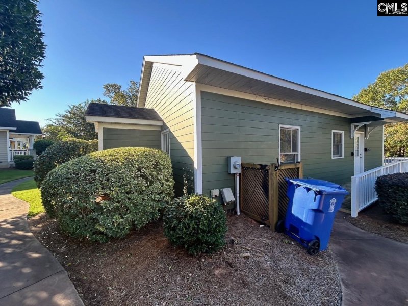 Property image 5 of 128 Taylors Hill Drive in Arsenal Hill, Columbia, SC 29201