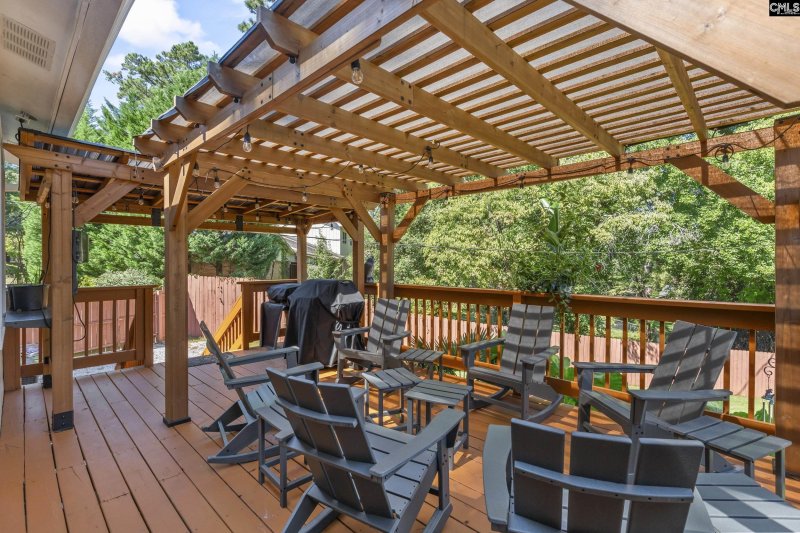 Property image 2 of 717 Shadow Mist Lane in Gardendale, Columbia, SC 29210